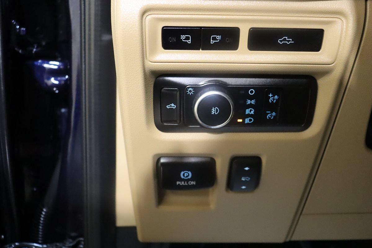 Used 2022 Ford F150 Lariat w/ Equipment Group 502A High AWD/4WD image 37