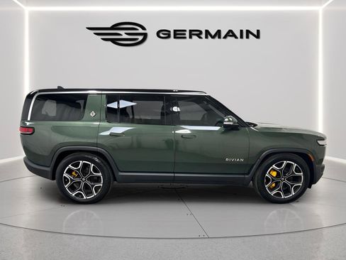 Used 2022 Rivian R1S Launch Edition image 9