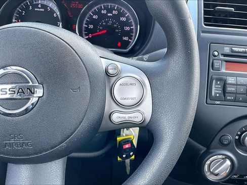 Used 2012 Nissan Versa SV w/ Convenience Pkg FWD image 21