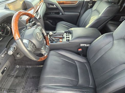 Used 2016 Lexus LX 570 570 image 13