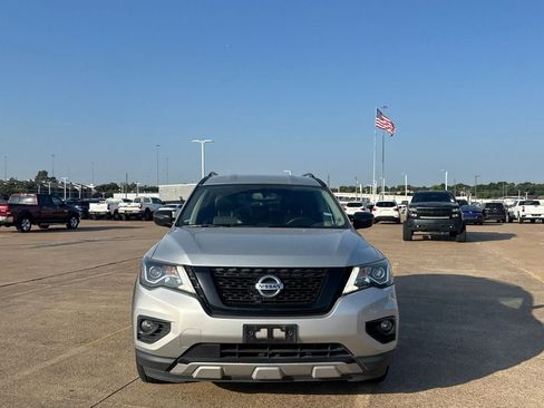 Used 2019 Nissan Pathfinder SV w/ Rock Creek Edition AWD/4WD image 4