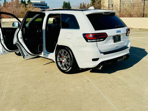 Used 2014 Jeep Grand Cherokee SRT8 w/ Luxury Group II image 30