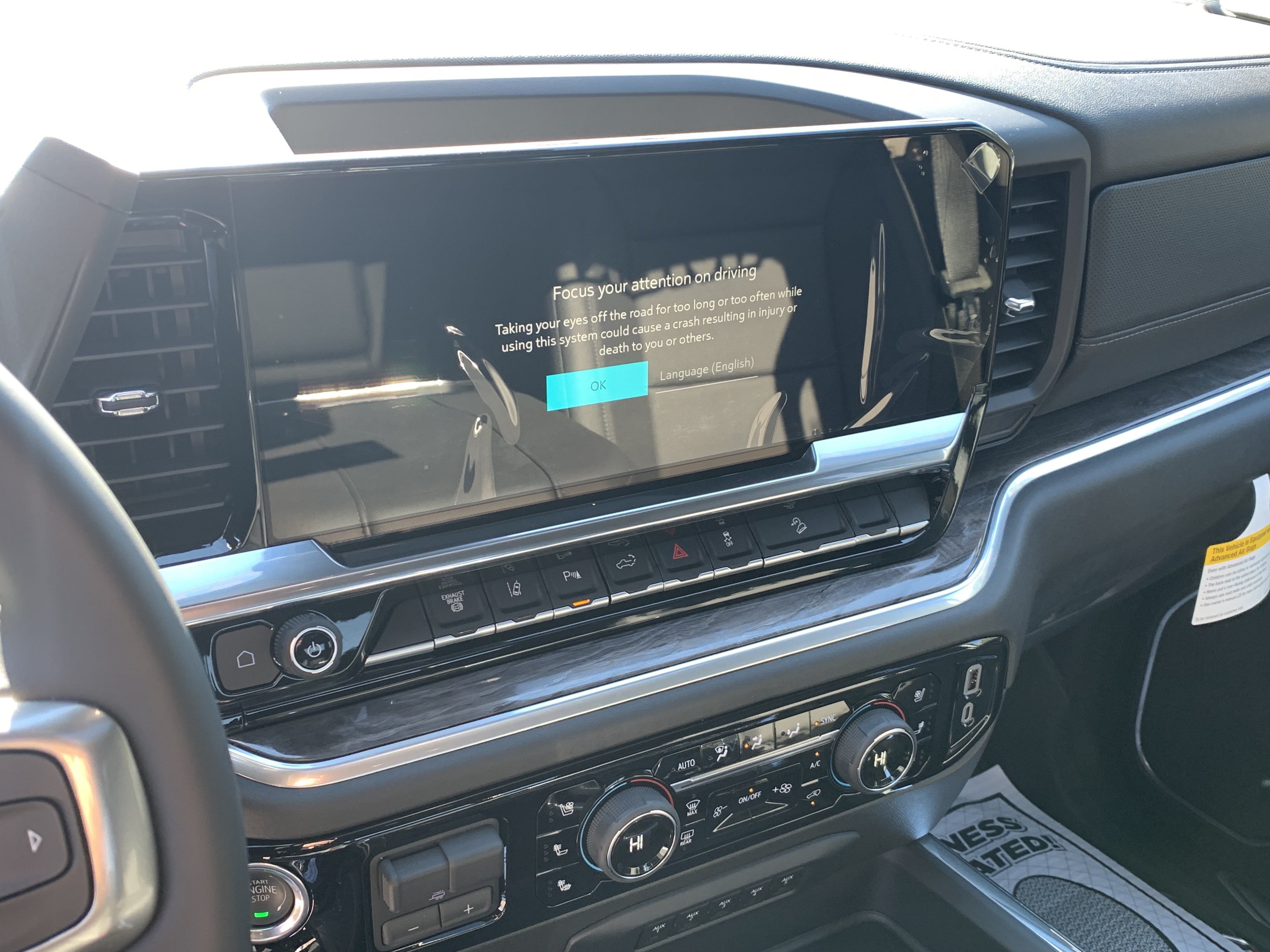 New 2025 Chevrolet Silverado 2500 LTZ w/ LTZ Premium Package AWD/4WD image 18