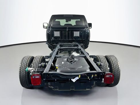 New 2026 RAM 5500 Tradesman w/ Chrome Appearance Group AWD/4WD image 6