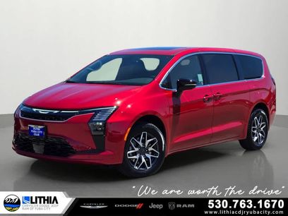 New 2027 Chrysler Pacifica Limited
