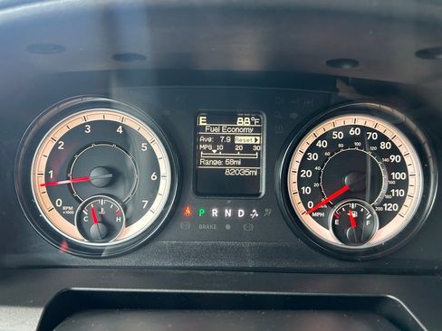 Used 2018 RAM 3500 Tradesman w/ Chrome Appearance Group image 16