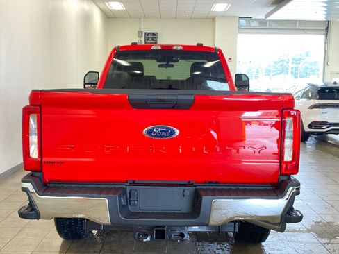 New 2026 Ford F250 XLT w/ FX4 Off-Road Package AWD/4WD image 6