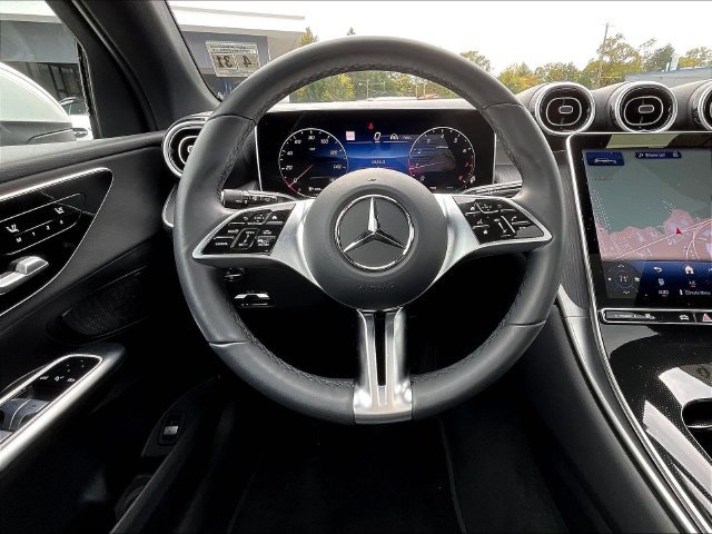 Used 2026 Mercedes-Benz GLC 300 4MATIC image 10