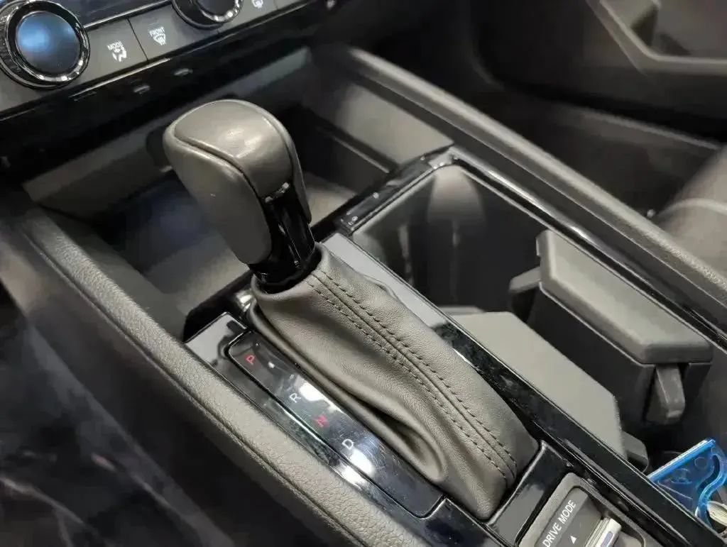 Used 2023 Honda Accord Sport image 75