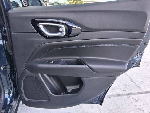 New 2026 Jeep Compass Latitude image 22