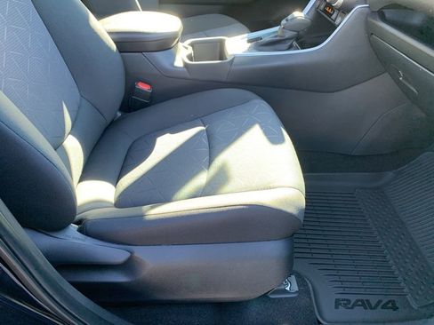 New 2025 Toyota RAV4 XLE image 17