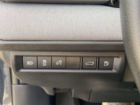 Used 2025 Toyota Camry LE image 26