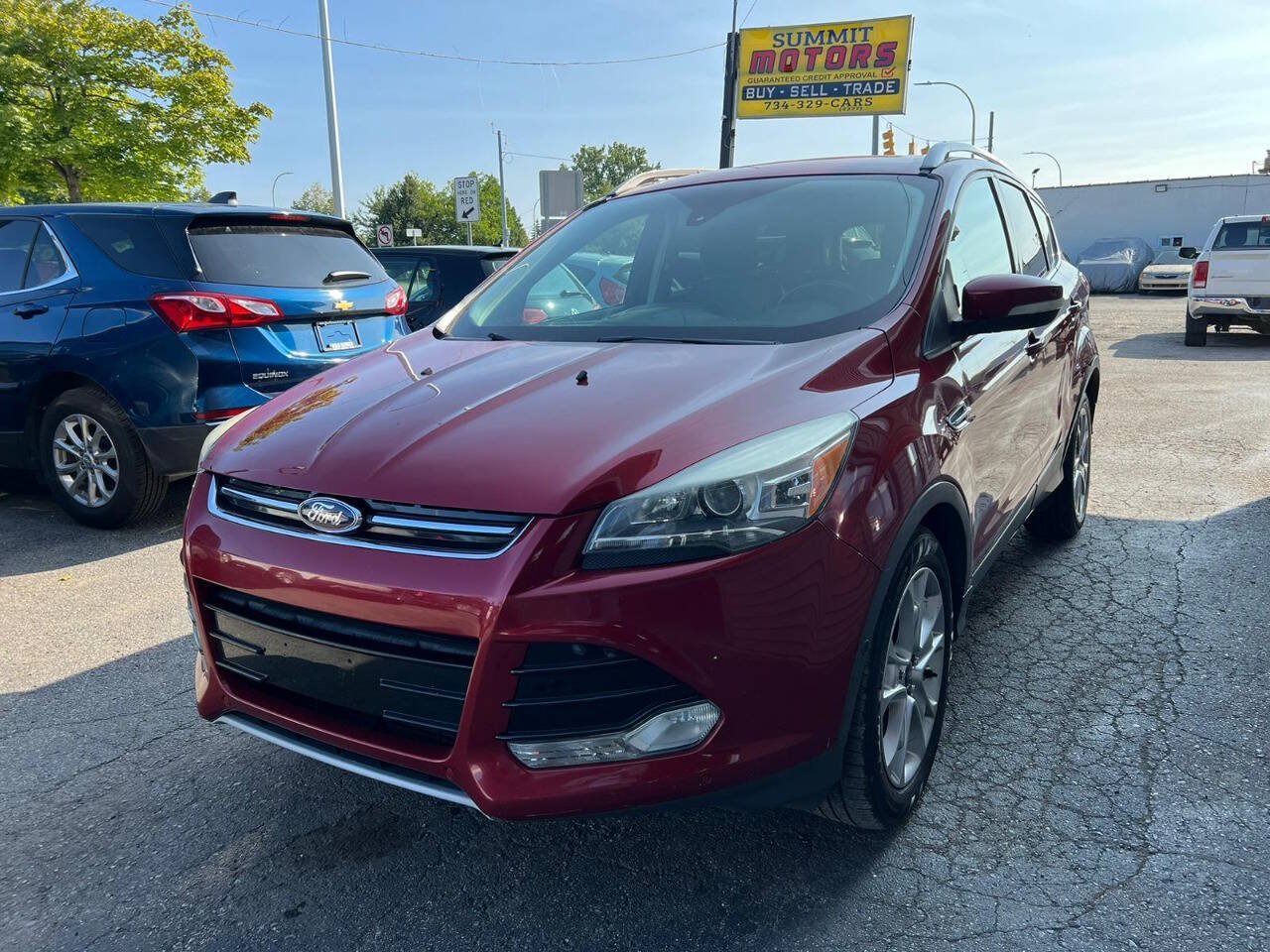 Used 2014 Ford Escape Titanium w/ Equipment Group 401A FWD image 2