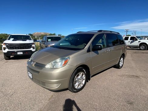 Used 2004 Toyota Sienna LE w/ LE Pkg 12 AWD/4WD image 7