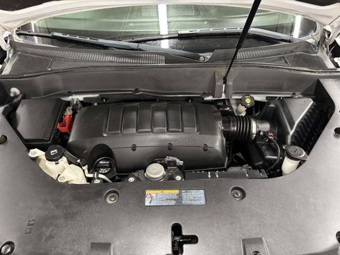 Used 2016 GMC Acadia SLE image 12