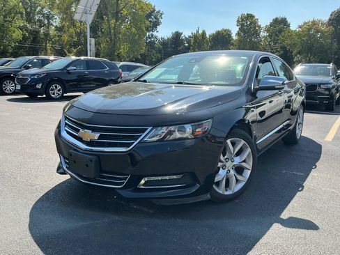 Used 2017 Chevrolet Impala Premier FWD image 2