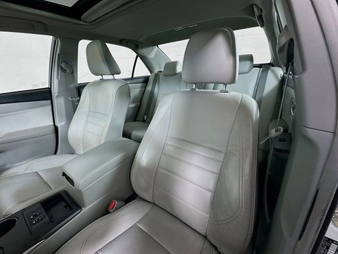 Used 2017 Toyota Camry XLE image 20