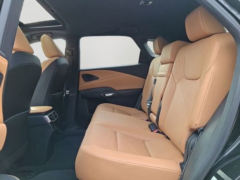 Used 2024 Lexus RX 350 Premium image 8