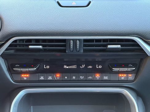 Used 2024 MAZDA CX-90 3.3 Turbo w/ Preferred Plus image 13