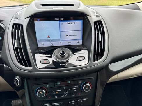 Used 2017 Ford Escape Titanium FWD image 20