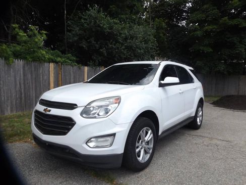 Used 2017 Chevrolet Equinox LT w/ Convenience Package FWD image 1