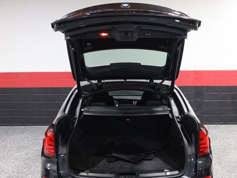 Used 2013 BMW 550i Gran Turismo xDrive image 29
