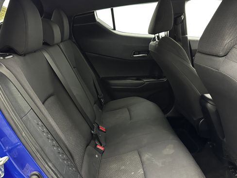 Used 2019 Toyota C-HR LE image 27