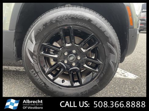 Used 2025 Land Rover Defender 110 S image 35