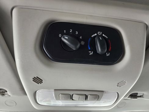 Used 2019 Ford Transit 350 XLT image 47