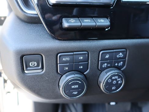 Used 2025 Chevrolet Silverado 1500 LTZ w/ Technology Package AWD/4WD image 22