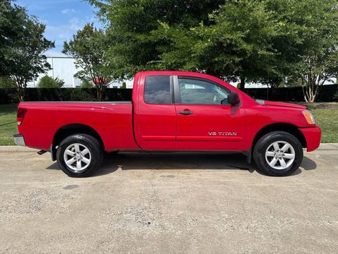 Used 2012 Nissan Titan SV w/ SV Value Truck Pkg AWD/4WD image 2