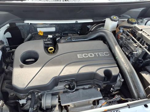 Used 2022 Chevrolet Equinox Premier AWD/4WD image 29