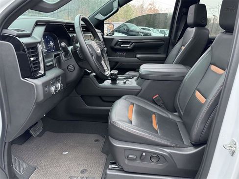 Used 2024 GMC Sierra 1500 AT4 w/ Technology Package image 20