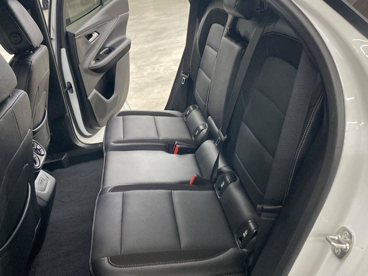 Used 2024 Chevrolet Blazer EV LT AWD/4WD image 15