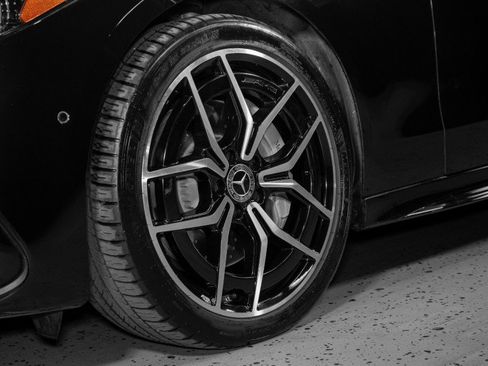 Used 2023 Mercedes-Benz C 300 Sedan image 28