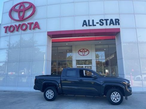 New 2025 Toyota Tacoma 2WD Double Cab image 4