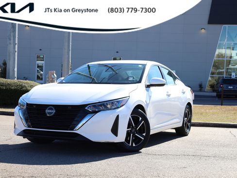 Used 2024 Nissan Sentra SV image 1