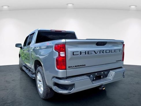 Used 2023 Chevrolet Silverado 1500 Custom w/ LPO, Dark Essentials Package AWD/4WD image 18