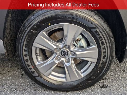 Certified 2025 Toyota RAV4 XLE w/ Convenience Package AWD/4WD image 12