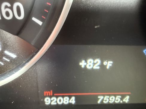 Used 2017 BMW 230i xDrive Convertible image 31