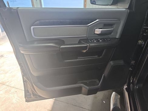 Used 2019 RAM 3500 Big Horn AWD/4WD image 12