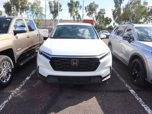 Used 2023 Honda CR-V EX-L image 2