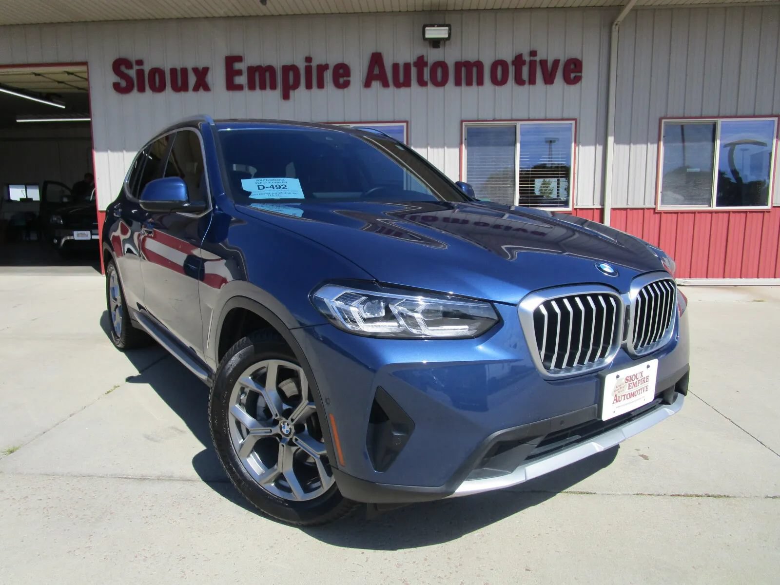 Used 2023 BMW X3 xDrive30i w/ Premium Package AWD/4WD image 1