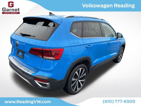 Certified 2022 Volkswagen Taos SE AWD/4WD image 5