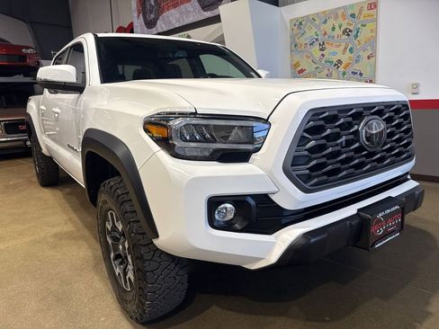Used 2023 Toyota Tacoma TRD Off-Road AWD/4WD image 54