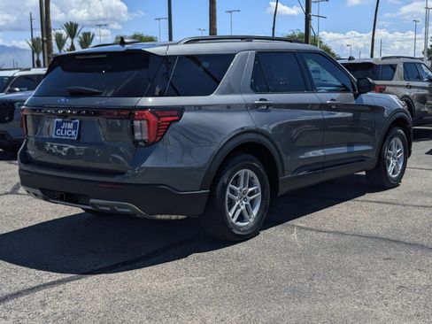 New 2026 Ford Explorer Active w/ Active Comfort Package RWD image 2