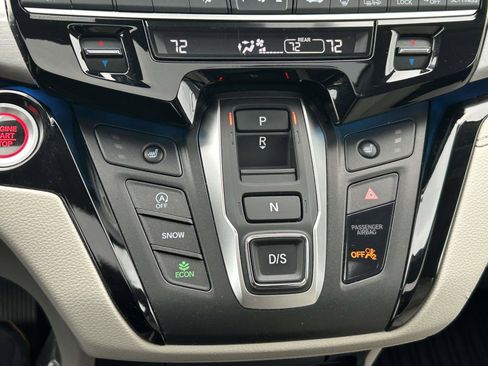 Used 2025 Honda Odyssey Touring image 27