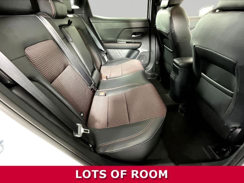 Used 2025 Nissan Kicks SR FWD image 23