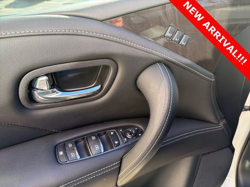 Certified 2024 INFINITI QX80 Luxe w/ Cargo Package image 10