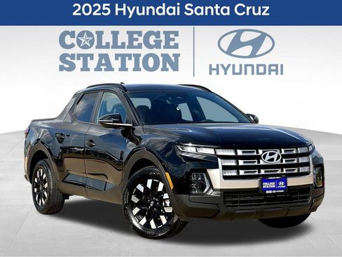 Used 2025 Hyundai Santa Cruz SEL image 1
